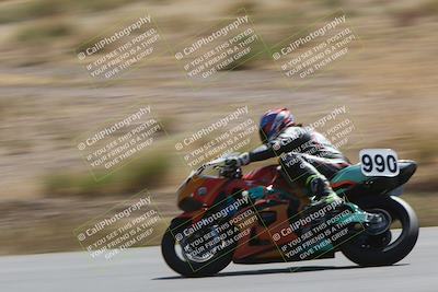 media/Apr-20-2025-AHRMA (Sun) [[393a79c373]]/Race/Group 10/Turn 4b/